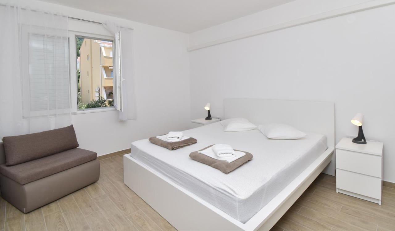 Apartments Despot Tučepi Buitenkant foto